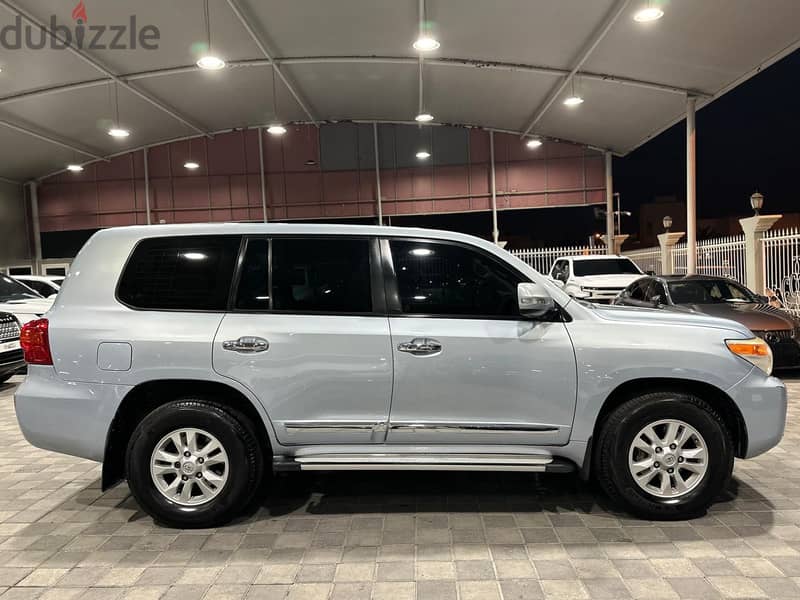 Toyota Land Cruiser 2012 12