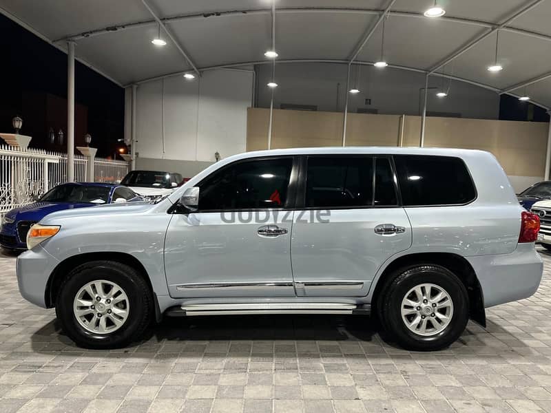 Toyota Land Cruiser 2012 13