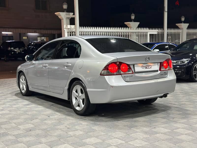 Honda Civic 2007 10