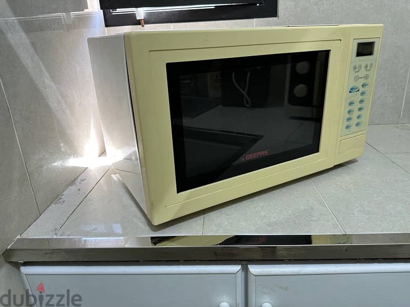 32 Liter Microwave Oven 1