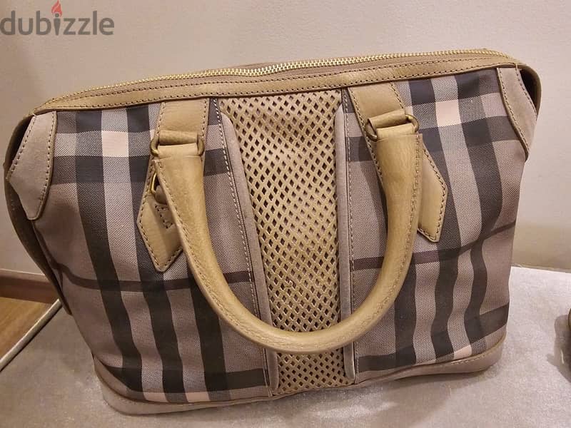 Burberry Handbag (DAMAGED STRAP) 3