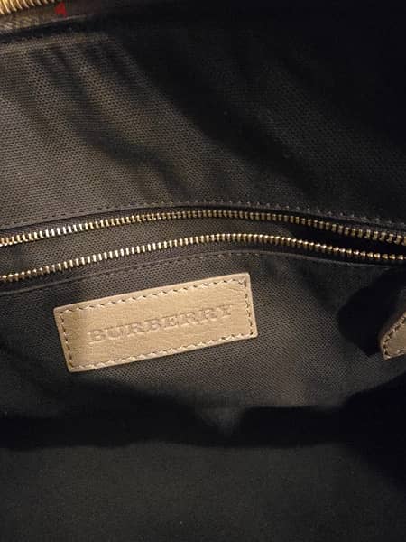 Burberry Handbag (DAMAGED STRAP) 6