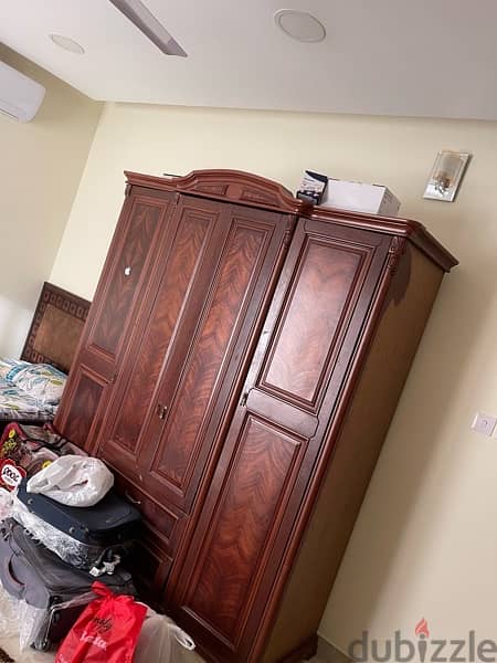 wardrobe and dressing table for sale 3