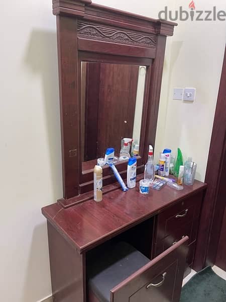 wardrobe and dressing table for sale 4