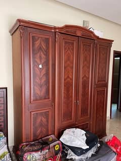 wardrobe and dressing table for sale 0