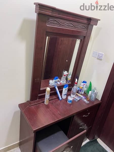 wardrobe and dressing table for sale 6