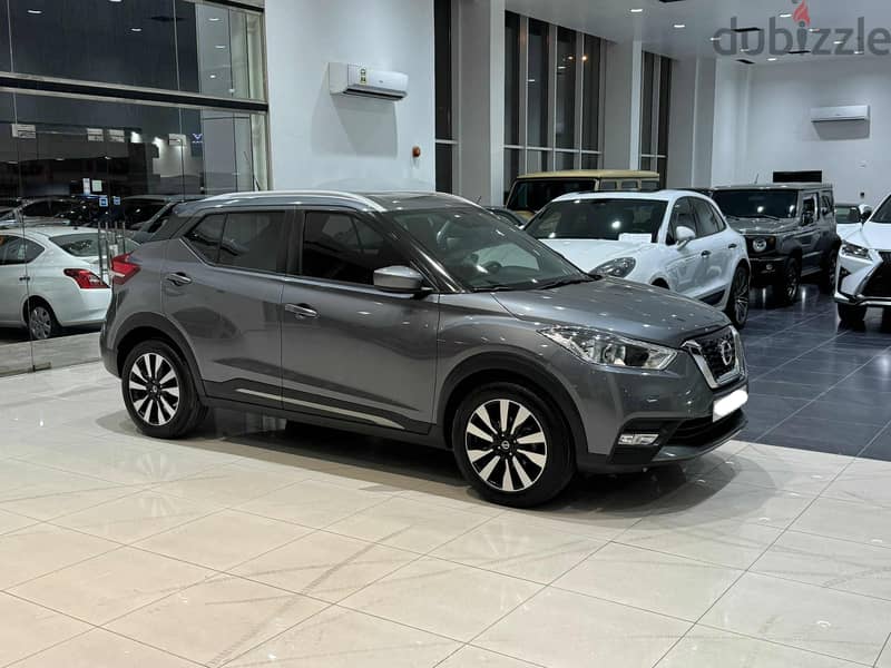 Nissan Kicks 2020 grey 0