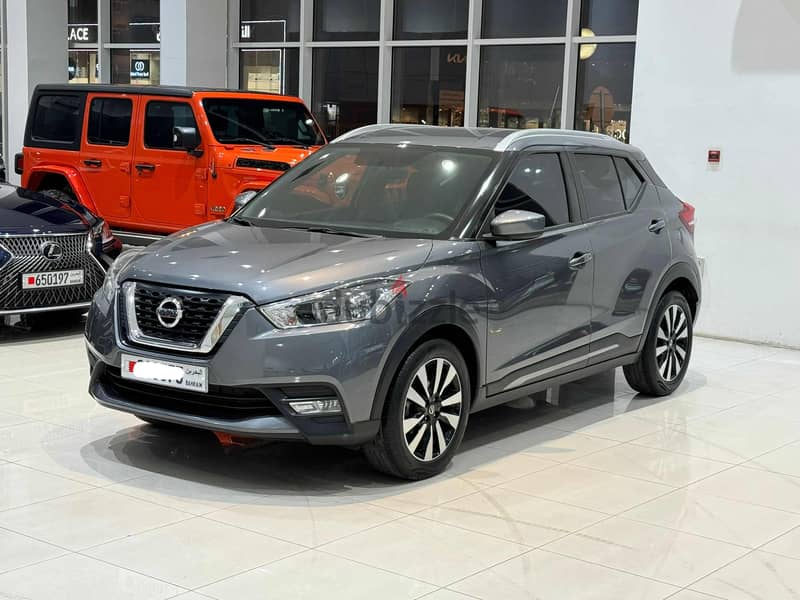 Nissan Kicks 2020 grey 1