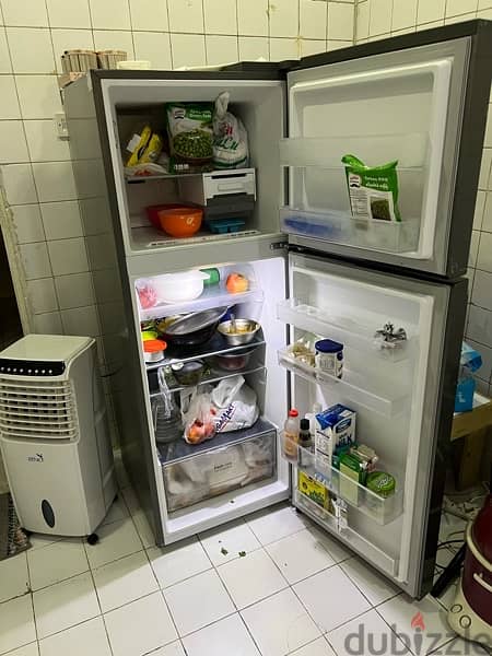 LG fridge for sale 0