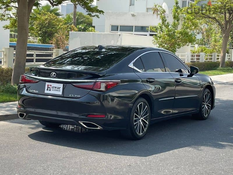 2022 model Lexus ES 350 4