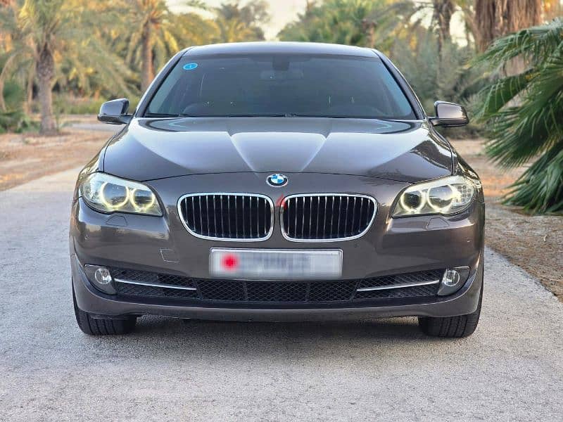 BMW 5-Series 2013 1