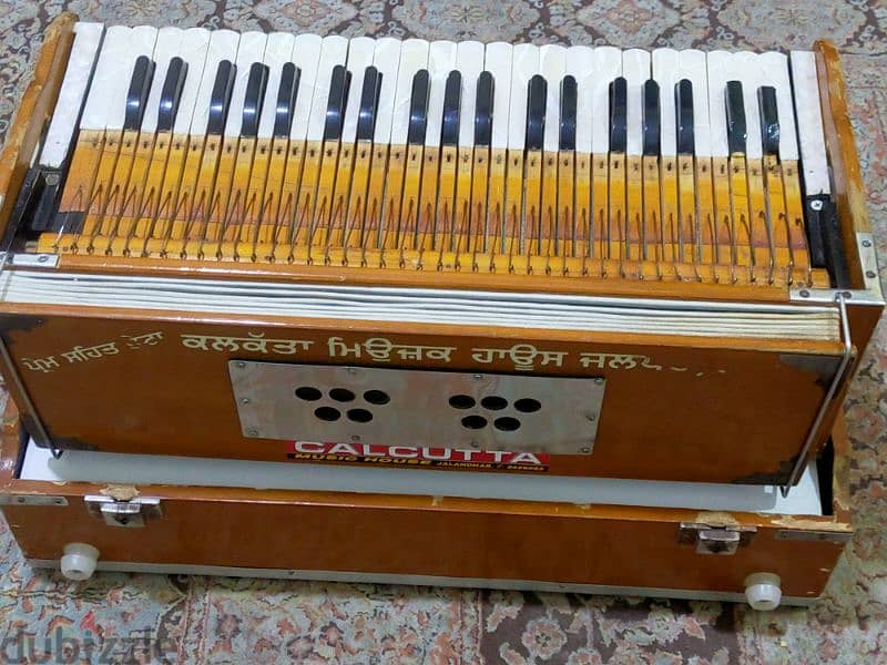 harmonium 5