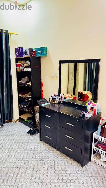 dressing table for sale 0