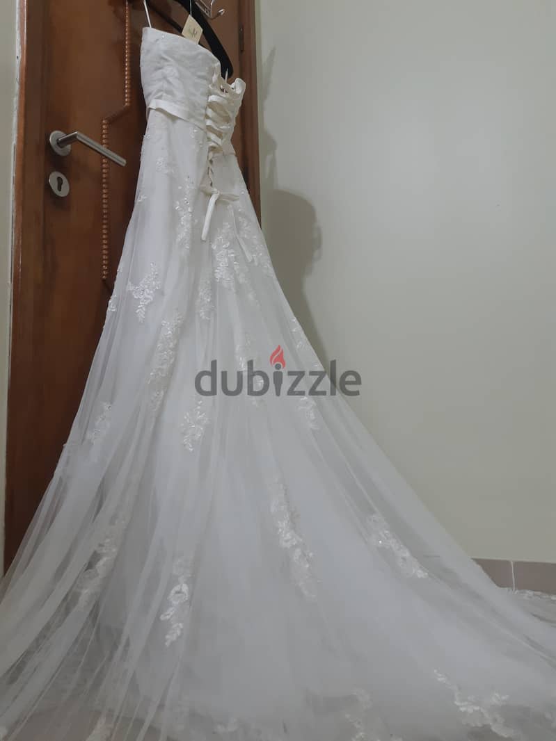 Vogue Wedding Dress 4