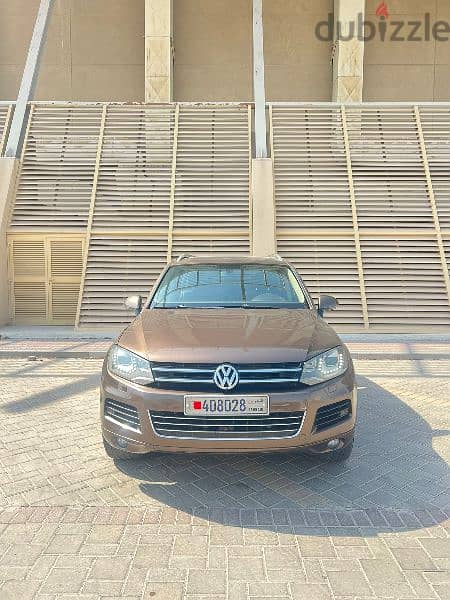 Volkswagen Touareg V6 2012 Full Option Clean Condition 1