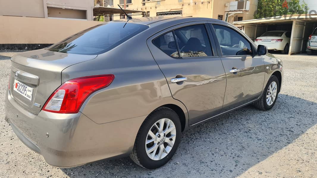 Nissan Sunny 2016,1.5L,FULL OPTION 3