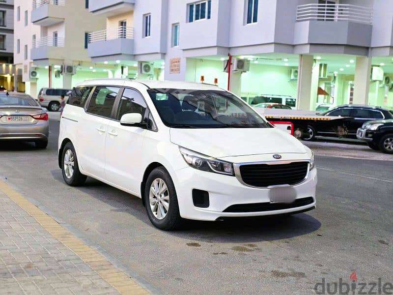 Kia Carnival 2016 V6 3.3L 8 Seater Single Owned Van Type car For Sale 0