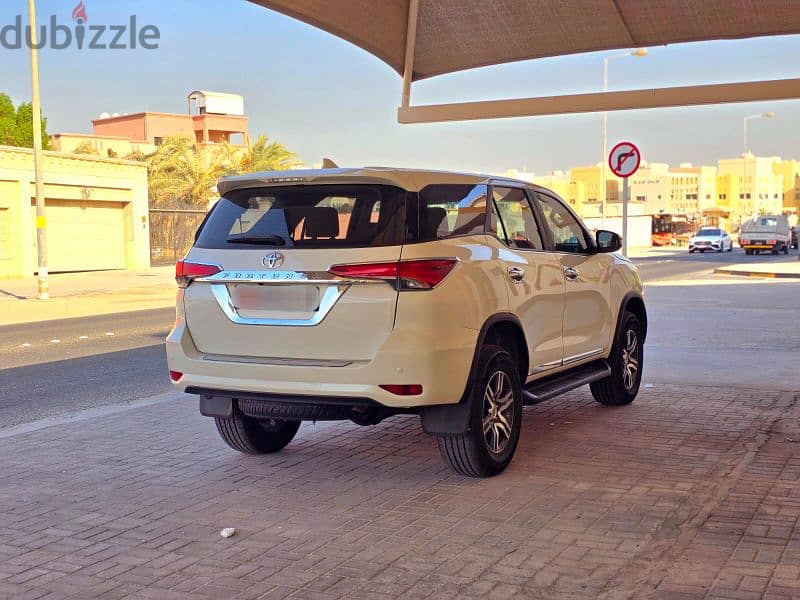 Toyota Fortuner 2019 2.7L 7 Seater NON Accident SUV FOR Sale 3