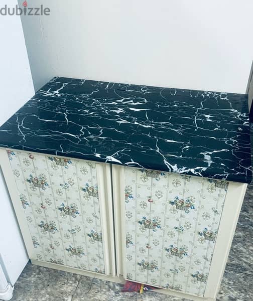 kitchen cabinet with marble 0