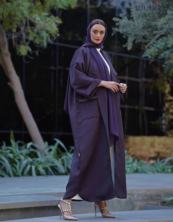 New Kuwaiti Abaya Bought50 now 4عباية كويتية جديدة اشتريت ب50 للبيع4 2