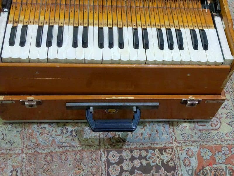 harmonium 3