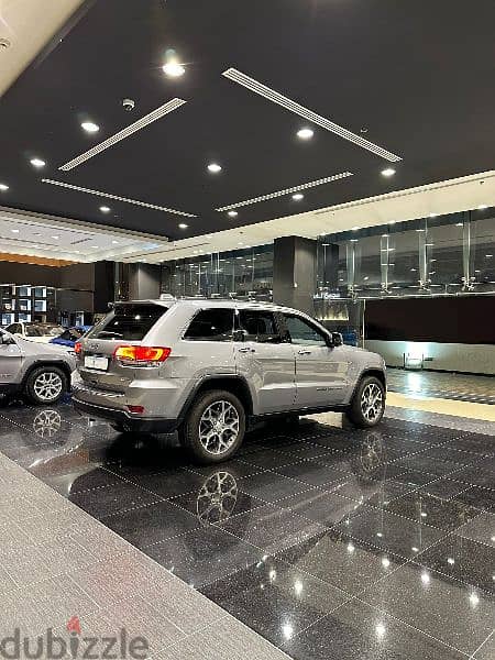 Jeep Grand Cherokee Limited Model 2019 4