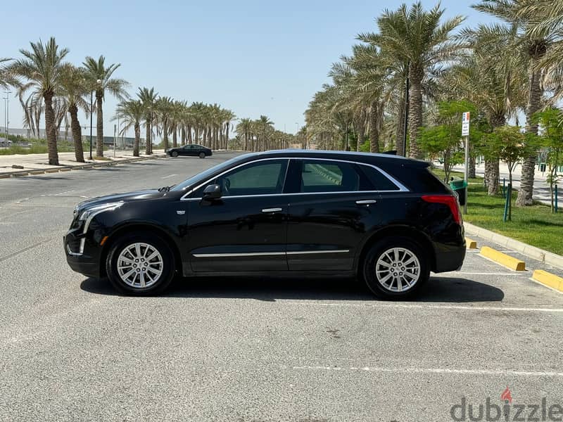 Cadillac XT5 2018 black 2