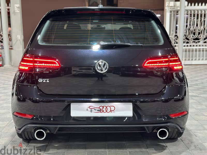 Volkswagen Golf 2017 10