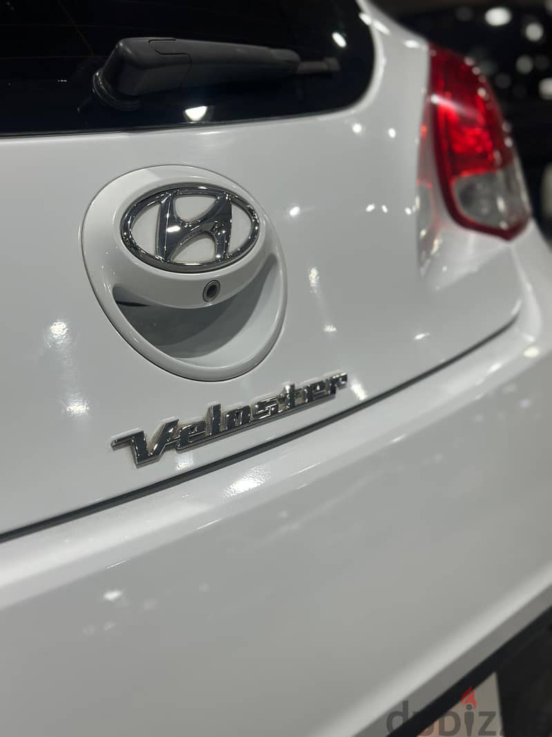 Hyundai Veloster 2017 10