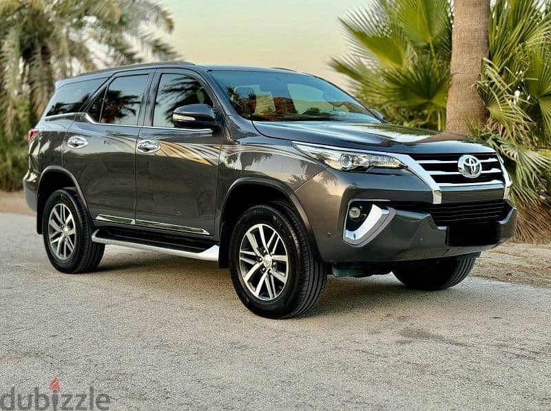 Toyota Fortuner 2017 V6 2