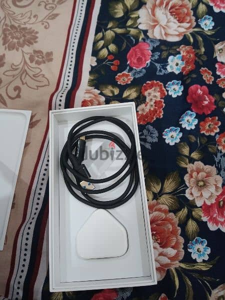 iPhone 6 plus good condition complete accessories 2