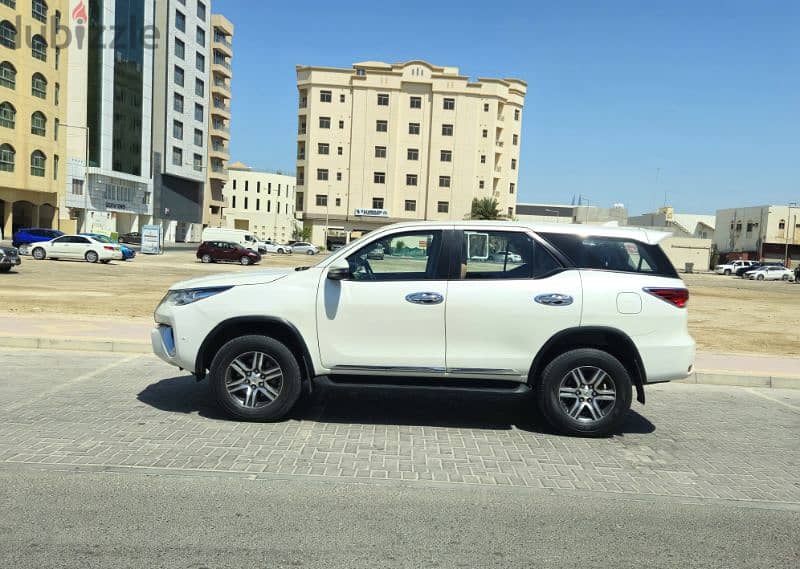 TOYOTA FORTUNER 2019 EXCELLENT CONDITION 7 SEATER SUV 6