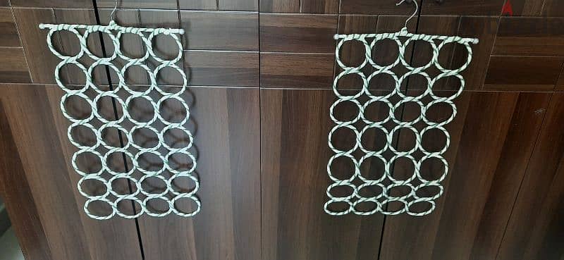 space saving cloth hangers 3