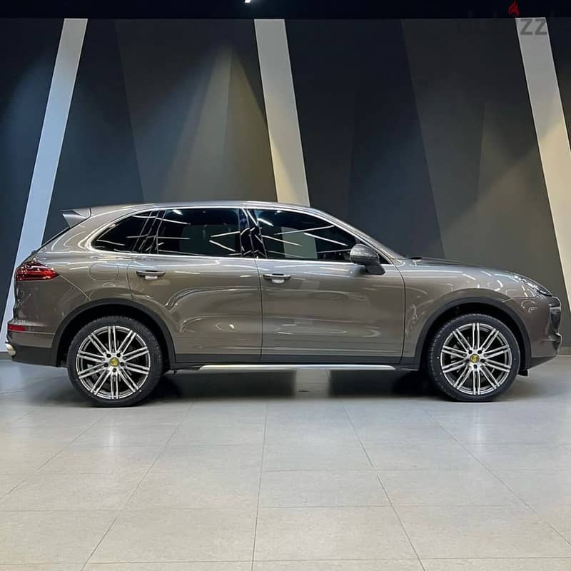 Porsche Cayenne 2016 3