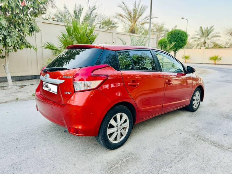 Toyota Yaris 2015 HatchBack 1.5L تويوتا ياريس 2