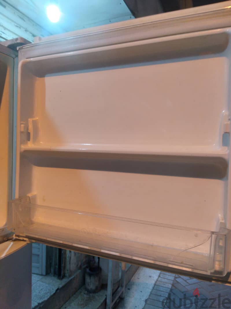 Large LG Fridge 3