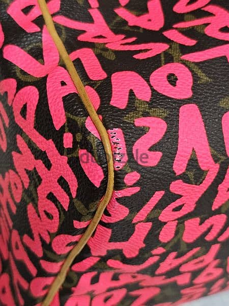 LOUIS VUITTON SPEEDY 30 LIMITED EDITION FUSCHIA PINK GRAFFITI 12