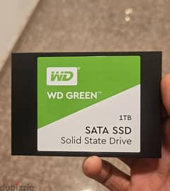 Western Digital SSD 1TB Green with games installed