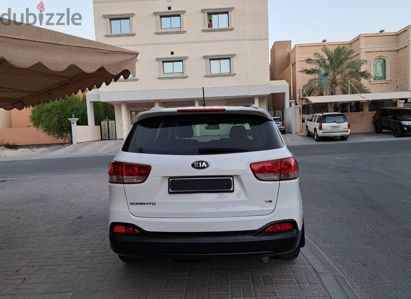 Kia Sorento 2018 - Good Condition 2