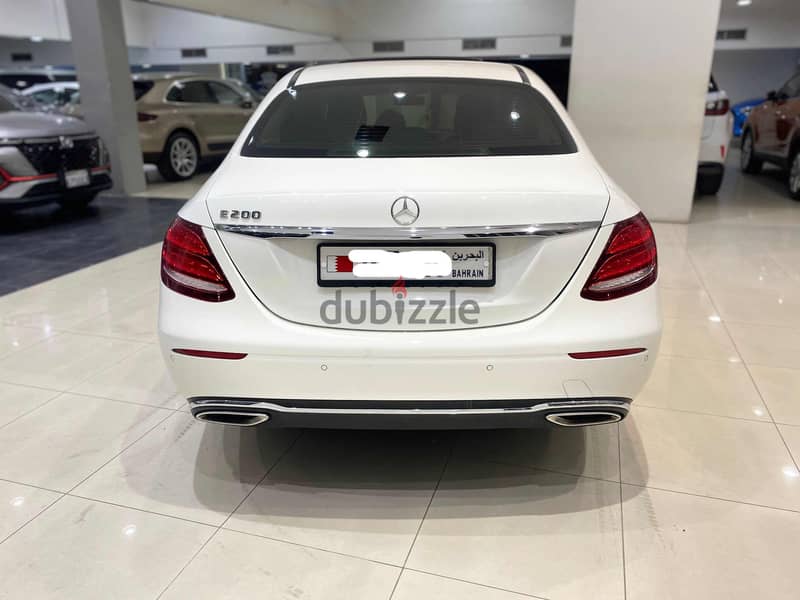 Mercedes-Benz E200 2017 White 6