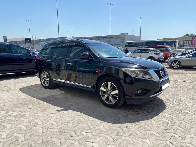 Nissan Pathfinder 2015 black 0