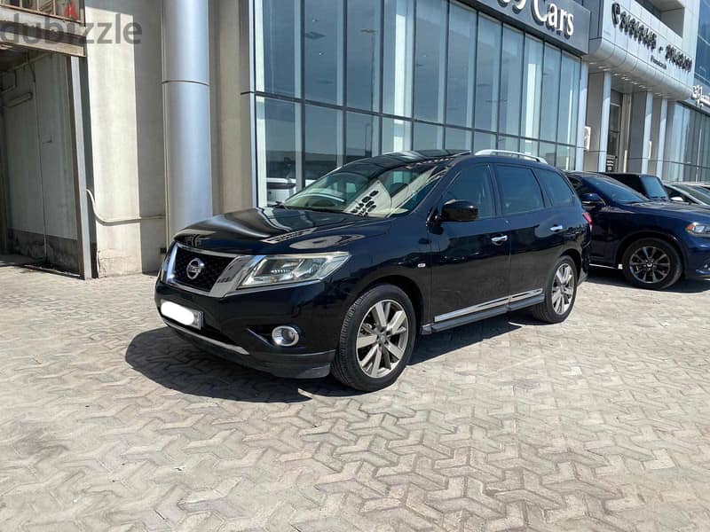 Nissan Pathfinder 2015 black 1