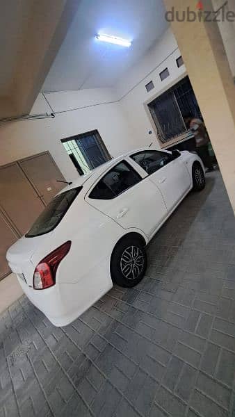 Nissan Sunny 2016 5