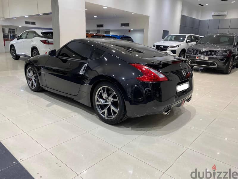 Nissan 370Z 2017 BLACK 4