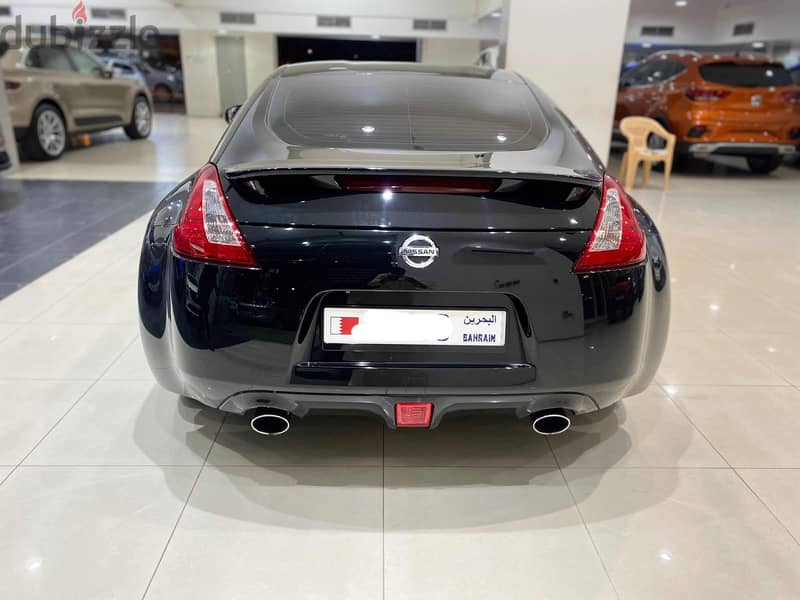 Nissan 370Z 2017 BLACK 5