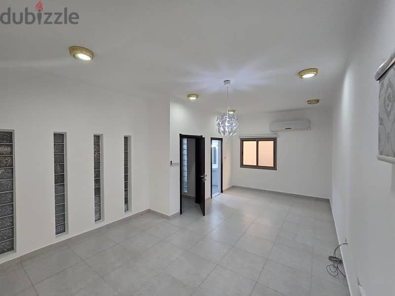 Villa for rent in Sanad 6