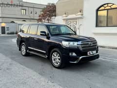 2017 model Toyota Land Cruiser GXR V8