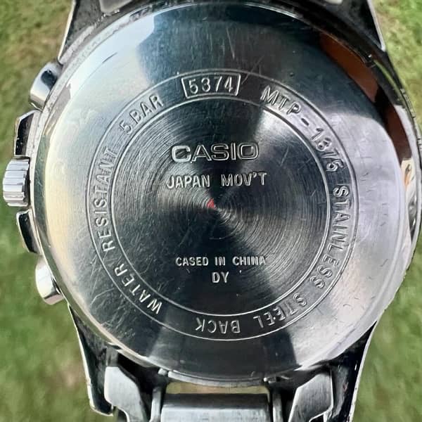 Casio MTP-1375D-7A 4