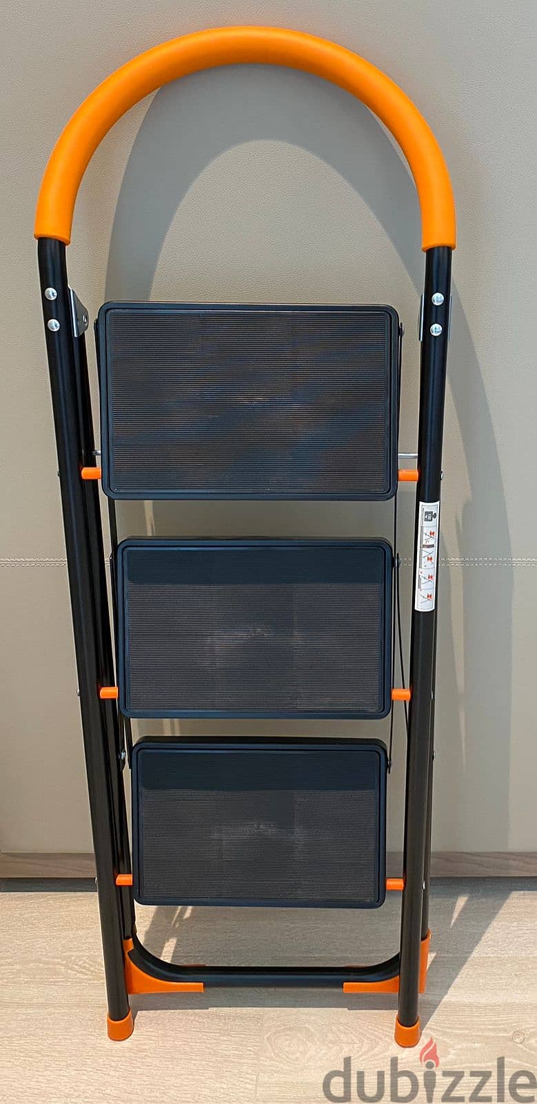 3 step ladder new 1