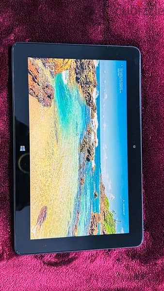 Dell venue pro laptop Tablet with i5 processor and touch screen 2